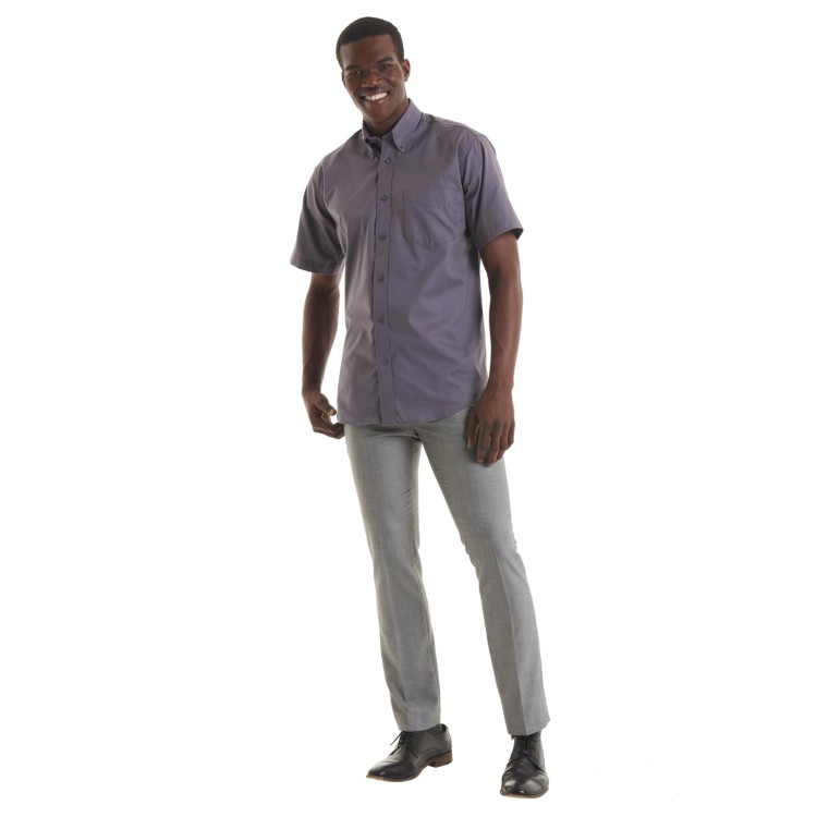 UC702 Men's Tailored Fit Short Sleeve Poplin Shirt
